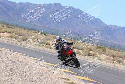media/Sep-25-2023-Moto Forza (Mon) [[81ffa65e0a]]/B-C Group/Session 3 (Turn 16 Inside)/